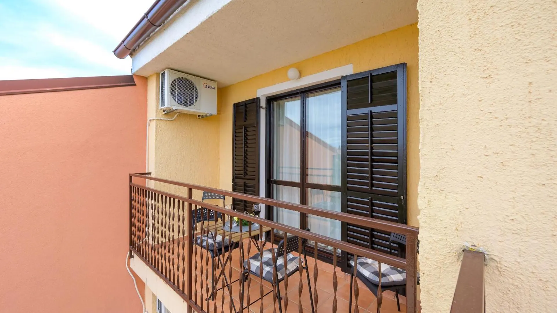 Stilvoll Eingerichtete Ferienwohnung 4 Štinjan 0*,