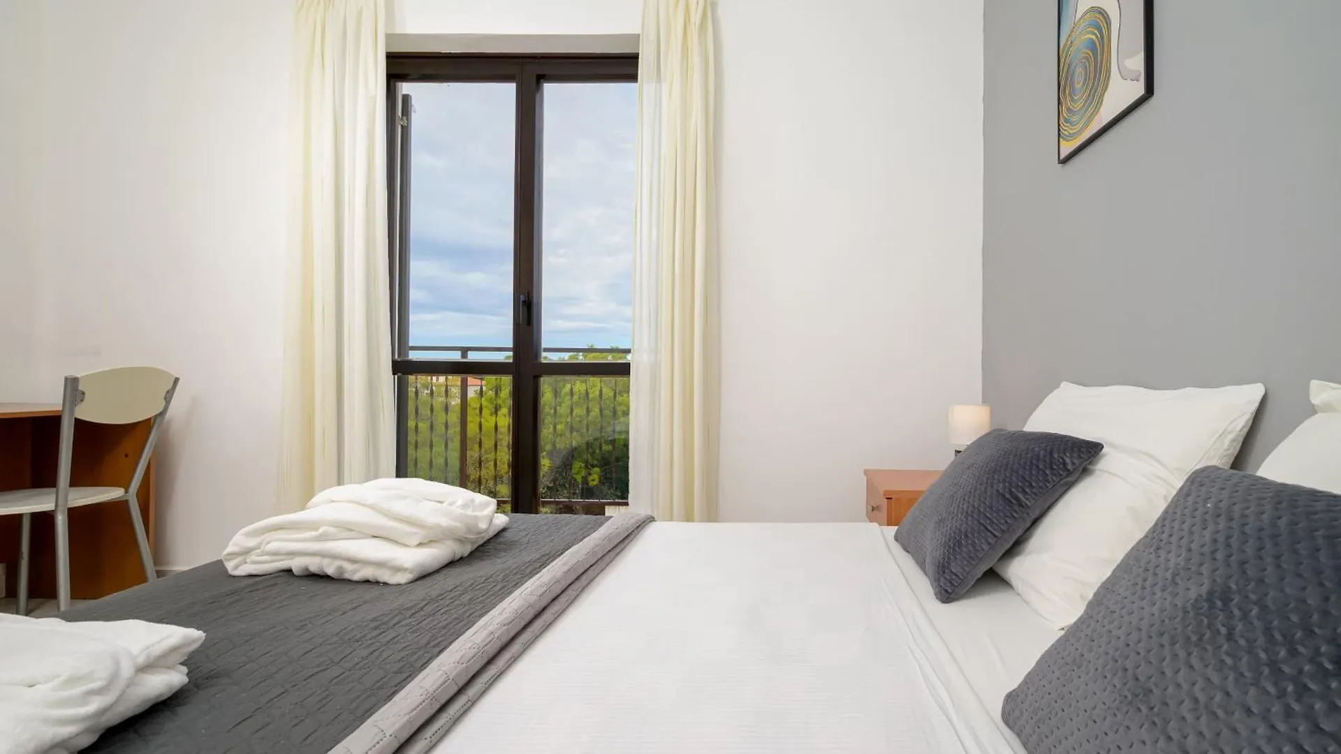 Stilvoll Eingerichtete Ferienwohnung 4 Štinjan
