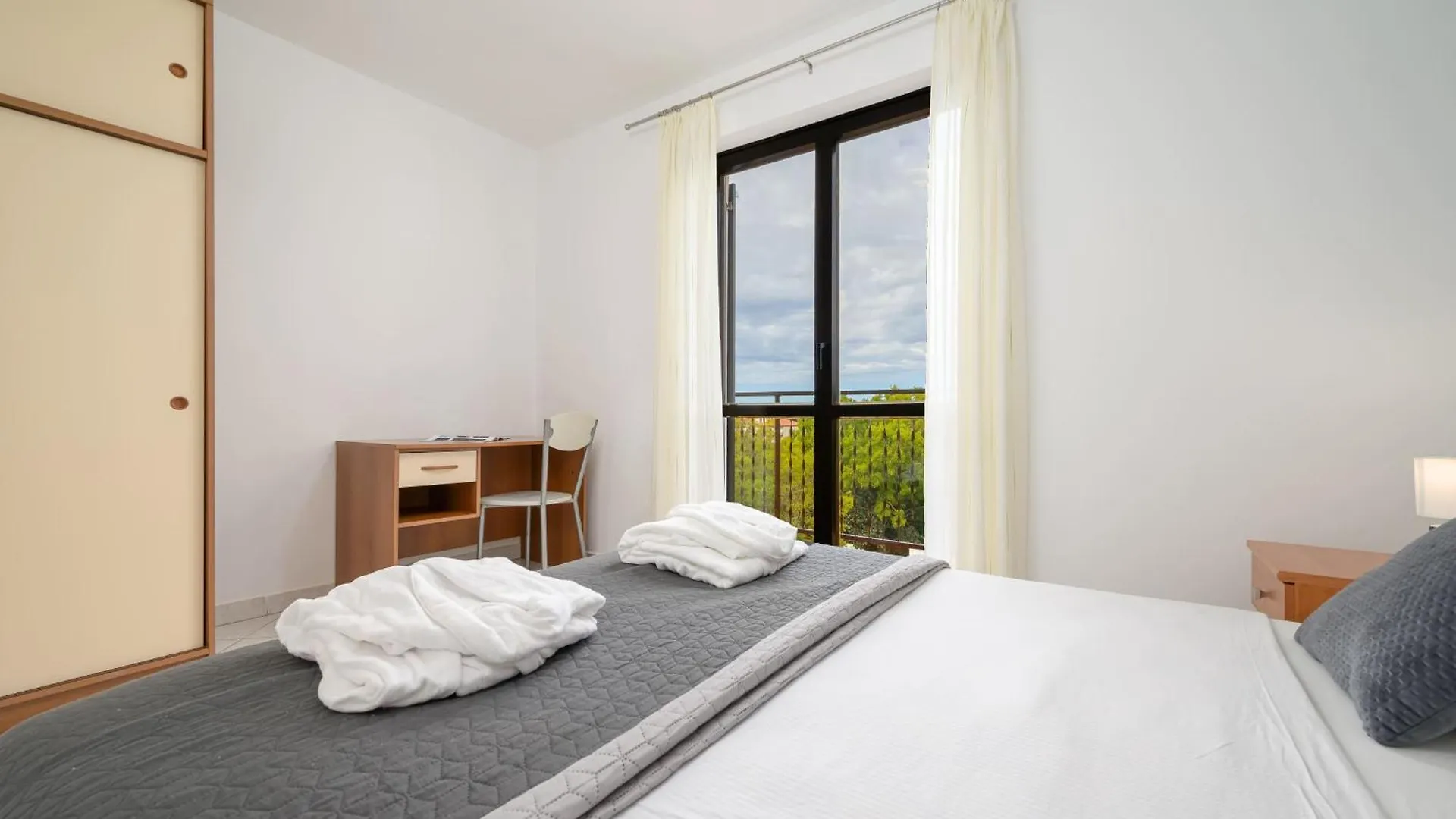 Apartmán Stilvoll Eingerichtete Ferienwohnung 4 Štinjan