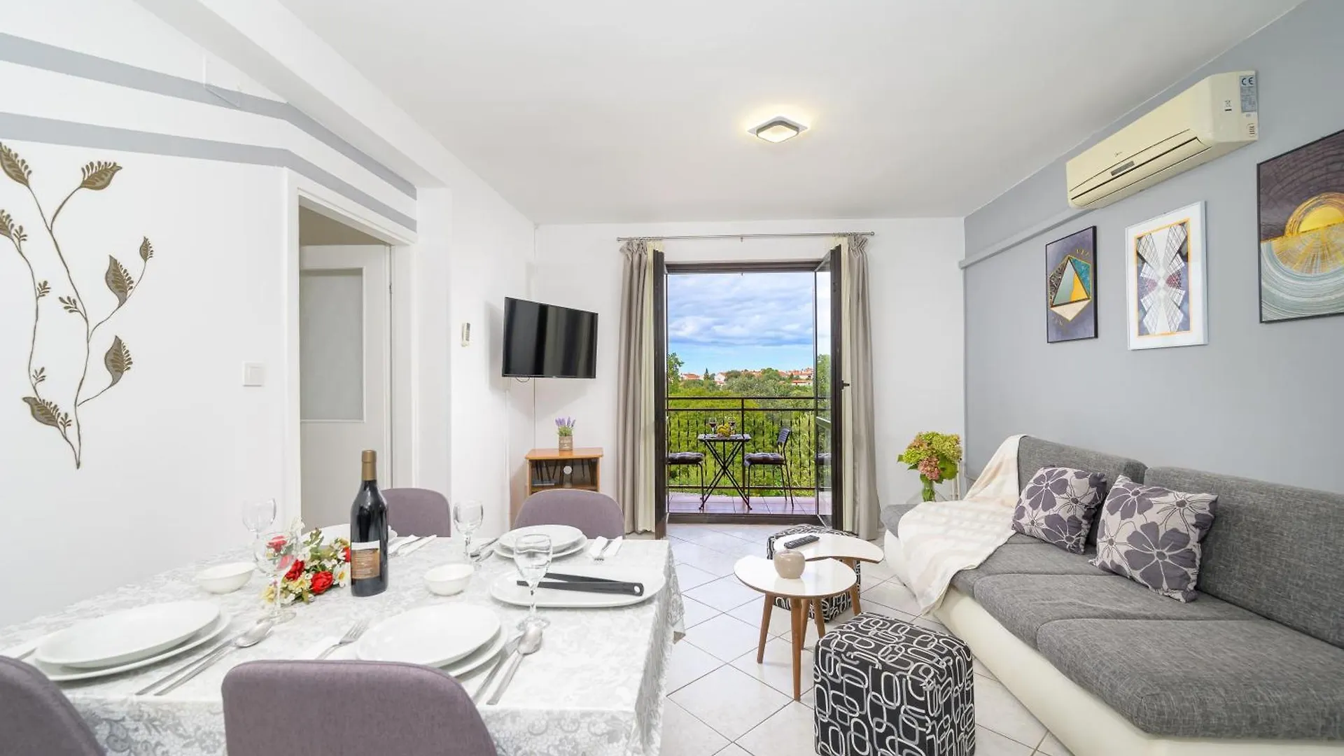 Stilvoll Eingerichtete Ferienwohnung 4 Štinjan Apartmán